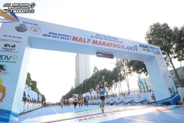 BINH DUONG NEW CITY HALF MARATHON 2024 - Ảnh #1821380
