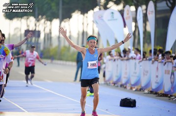 BINH DUONG NEW CITY HALF MARATHON 2024 - Ảnh #1761260