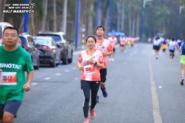 BINH DUONG NEW CITY HALF MARATHON 2024 - Ảnh #1756423