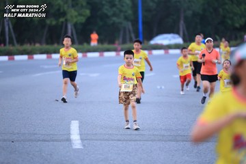 BINH DUONG NEW CITY HALF MARATHON 2024 - Ảnh #1726576