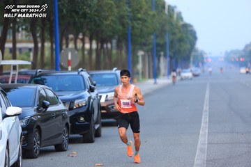 BINH DUONG NEW CITY HALF MARATHON 2024 - Ảnh #1739454
