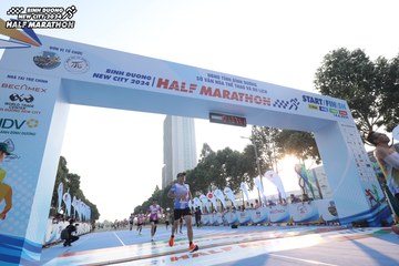 BINH DUONG NEW CITY HALF MARATHON 2024 - Ảnh #1820099