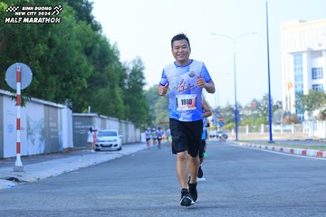 BINH DUONG NEW CITY HALF MARATHON 2024 - Ảnh #1767193