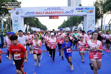 BINH DUONG NEW CITY HALF MARATHON 2024 - Ảnh #1770509