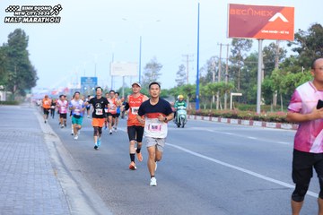 BINH DUONG NEW CITY HALF MARATHON 2024 - Ảnh #1770737