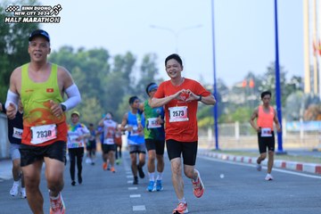 BINH DUONG NEW CITY HALF MARATHON 2024 - Ảnh #1764223