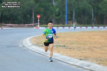 BINH DUONG NEW CITY HALF MARATHON 2024 - Ảnh #1735211