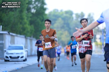 BINH DUONG NEW CITY HALF MARATHON 2024 - Ảnh #1776188