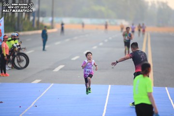 BINH DUONG NEW CITY HALF MARATHON 2024 - Ảnh #1739314