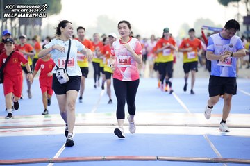 BINH DUONG NEW CITY HALF MARATHON 2024 - Ảnh #1758894
