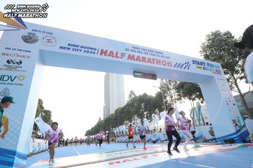 BINH DUONG NEW CITY HALF MARATHON 2024 - Ảnh #1821716