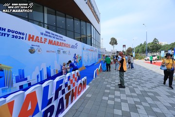 BINH DUONG NEW CITY HALF MARATHON 2024 - Ảnh #1723766
