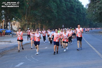 BINH DUONG NEW CITY HALF MARATHON 2024 - Ảnh #1772165