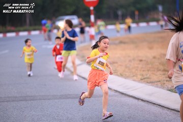 BINH DUONG NEW CITY HALF MARATHON 2024 - Ảnh #1727076