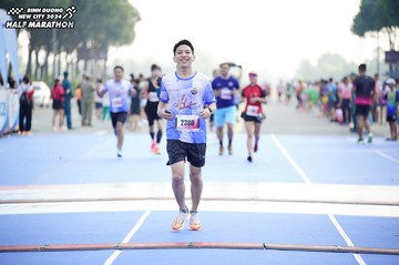 BINH DUONG NEW CITY HALF MARATHON 2024 - Ảnh #1759041