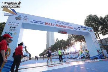 BINH DUONG NEW CITY HALF MARATHON 2024 - Ảnh #1738049