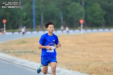 BINH DUONG NEW CITY HALF MARATHON 2024 - Ảnh #1735081