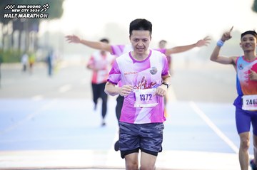 BINH DUONG NEW CITY HALF MARATHON 2024 - Ảnh #1758232