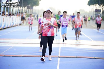 BINH DUONG NEW CITY HALF MARATHON 2024 - Ảnh #1762361