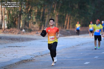 BINH DUONG NEW CITY HALF MARATHON 2024 - Ảnh #1772287
