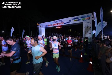 BINH DUONG NEW CITY HALF MARATHON 2024 - Ảnh #1737813