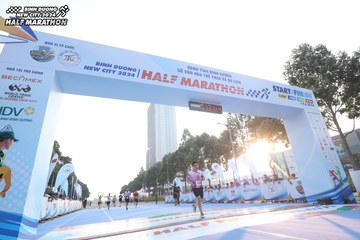 BINH DUONG NEW CITY HALF MARATHON 2024 - Ảnh #1819697