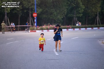BINH DUONG NEW CITY HALF MARATHON 2024 - Ảnh #1727267