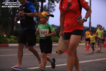 BINH DUONG NEW CITY HALF MARATHON 2024 - Ảnh #1728371