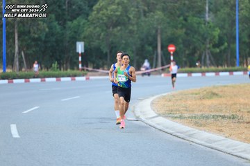 BINH DUONG NEW CITY HALF MARATHON 2024 - Ảnh #1735289
