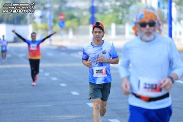 BINH DUONG NEW CITY HALF MARATHON 2024 - Ảnh #1771233