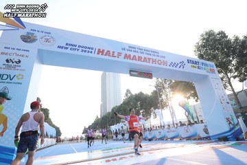 BINH DUONG NEW CITY HALF MARATHON 2024 - Ảnh #1820495
