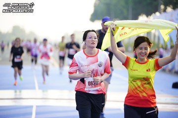BINH DUONG NEW CITY HALF MARATHON 2024 - Ảnh #1761872