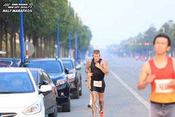 BINH DUONG NEW CITY HALF MARATHON 2024 - Ảnh #1739632