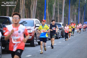 BINH DUONG NEW CITY HALF MARATHON 2024 - Ảnh #1756233
