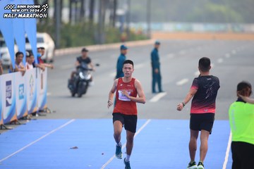 BINH DUONG NEW CITY HALF MARATHON 2024 - Ảnh #1738529