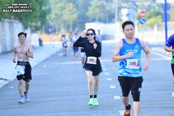 BINH DUONG NEW CITY HALF MARATHON 2024 - Ảnh #1770180