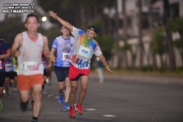 BINH DUONG NEW CITY HALF MARATHON 2024 - Ảnh #1756564
