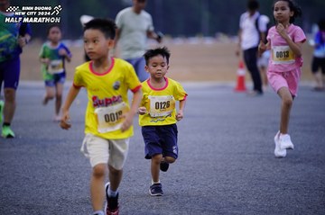 BINH DUONG NEW CITY HALF MARATHON 2024 - Ảnh #1725220