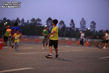 BINH DUONG NEW CITY HALF MARATHON 2024 - Ảnh #1728430