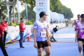 BINH DUONG NEW CITY HALF MARATHON 2024 - Ảnh #1760262