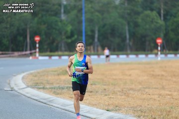 BINH DUONG NEW CITY HALF MARATHON 2024 - Ảnh #1735130