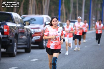 BINH DUONG NEW CITY HALF MARATHON 2024 - Ảnh #1756203