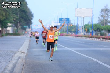 BINH DUONG NEW CITY HALF MARATHON 2024 - Ảnh #1767012