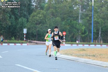BINH DUONG NEW CITY HALF MARATHON 2024 - Ảnh #1735401