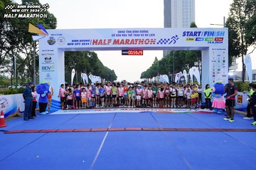 BINH DUONG NEW CITY HALF MARATHON 2024 - Ảnh #1770475