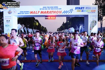 BINH DUONG NEW CITY HALF MARATHON 2024 - Ảnh #1737355