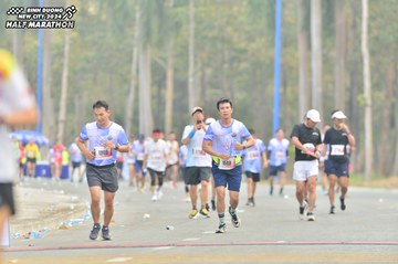 BINH DUONG NEW CITY HALF MARATHON 2024 - Ảnh #1755339