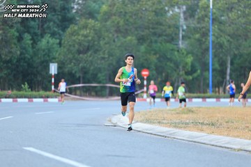 BINH DUONG NEW CITY HALF MARATHON 2024 - Ảnh #1735714