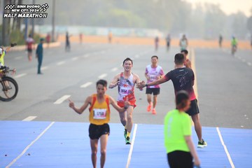 BINH DUONG NEW CITY HALF MARATHON 2024 - Ảnh #1739364