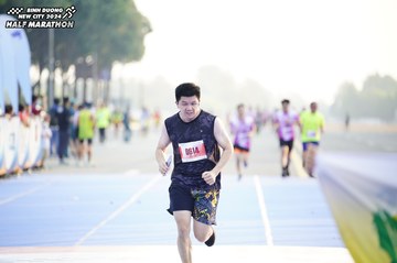 BINH DUONG NEW CITY HALF MARATHON 2024 - Ảnh #1759226